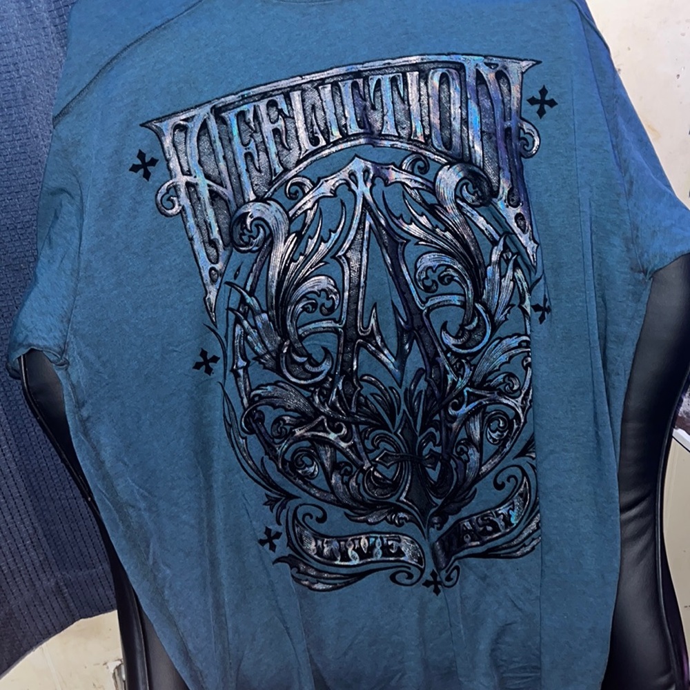 Men’s affliction shirt